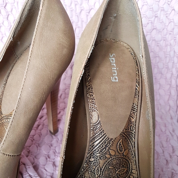 Spring Tan Suede Look Peep Toe Pumps - Picture 5 of 9